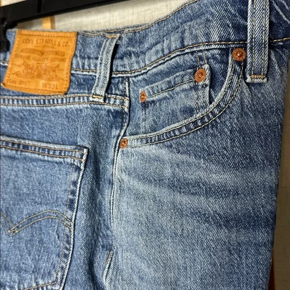 Levis 511 Distressed Cut Off Frayed Blue Jean Shorts with raw edge Size 33 - Picture 4 of 10